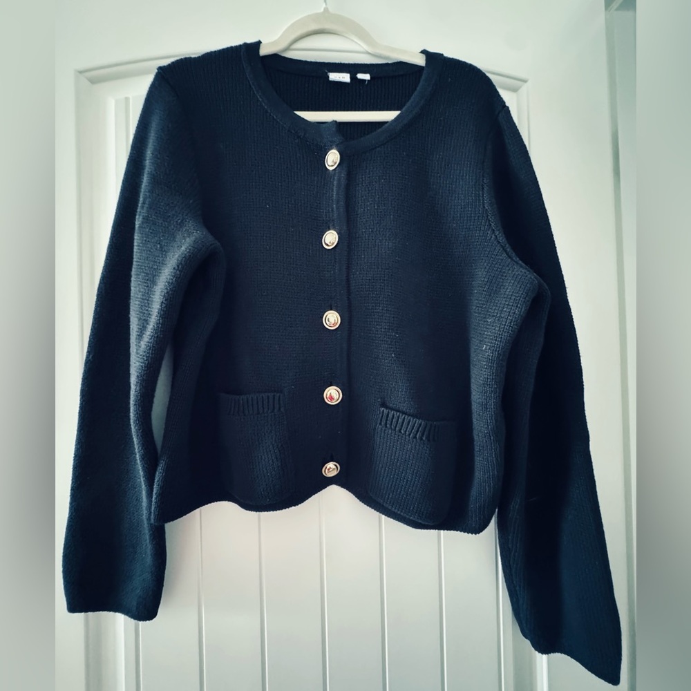 GAP Black Sweater Cardigan Size L